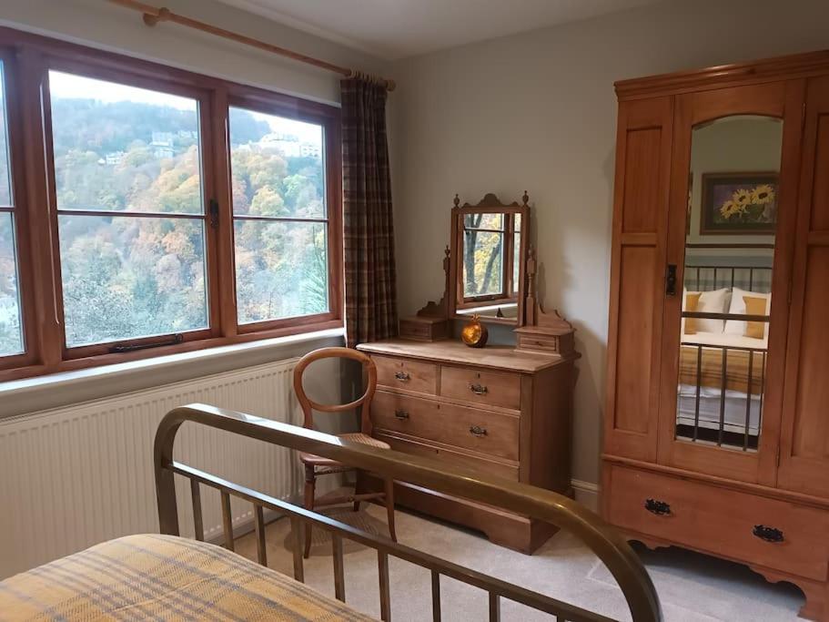 Treetop Cottage At Countisbury Lodge Линмут Екстериор снимка