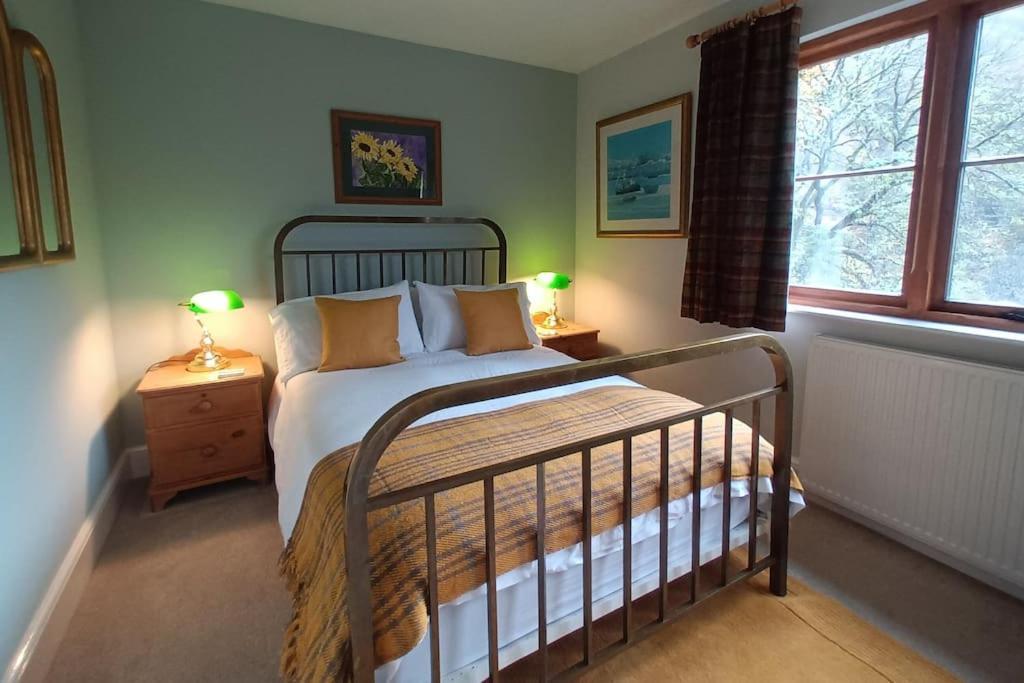 Treetop Cottage At Countisbury Lodge Линмут Екстериор снимка